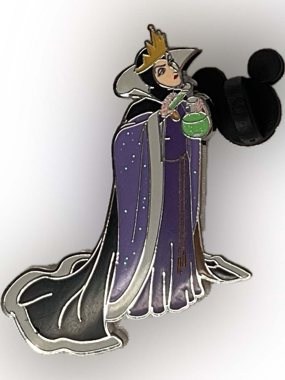 Disney trading Pin The Evil Queen with Potion